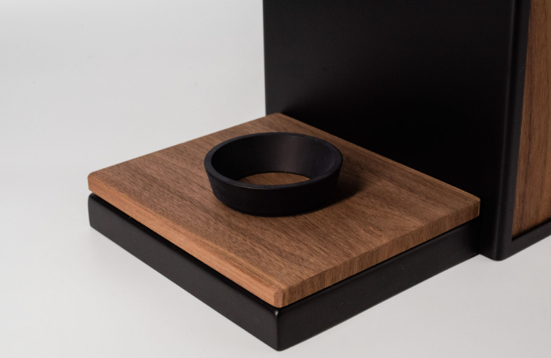 Bentwood Vertical 63 Grinder
