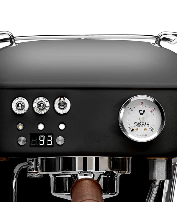 Close up look of the gauges and buttons of Ascaso Dream PID Espresso Machine