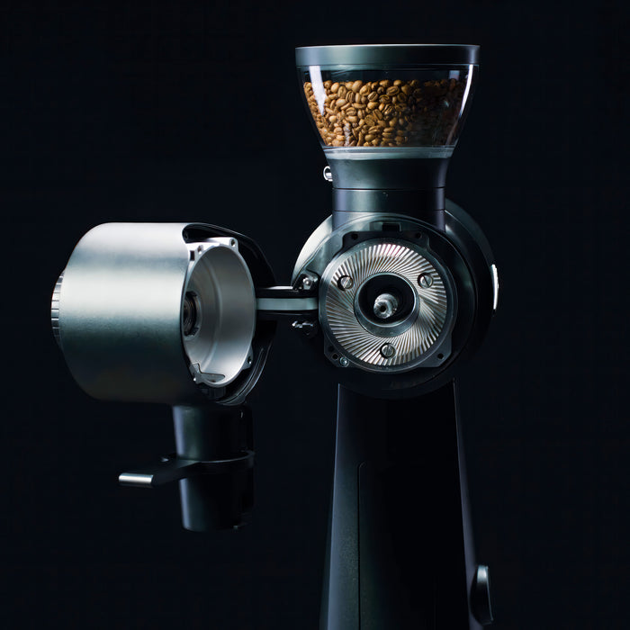 Front image showing burrs of Mahlkönig EK43 Omnia Coffee Grinder